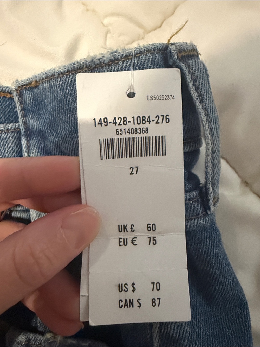 Abercrombie & Fitch Mom High-Rise Denim Shorts - Blue - Picture 5 of 5